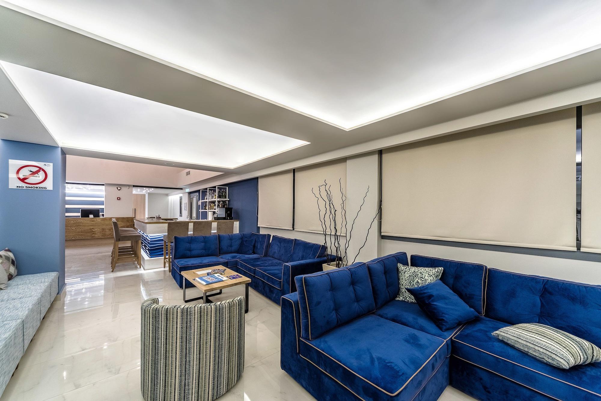 Bar/Salón Pollis Hotel