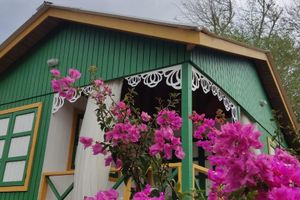 Alojamiento - YELLOW HOME PROVIDENCE ISLAND