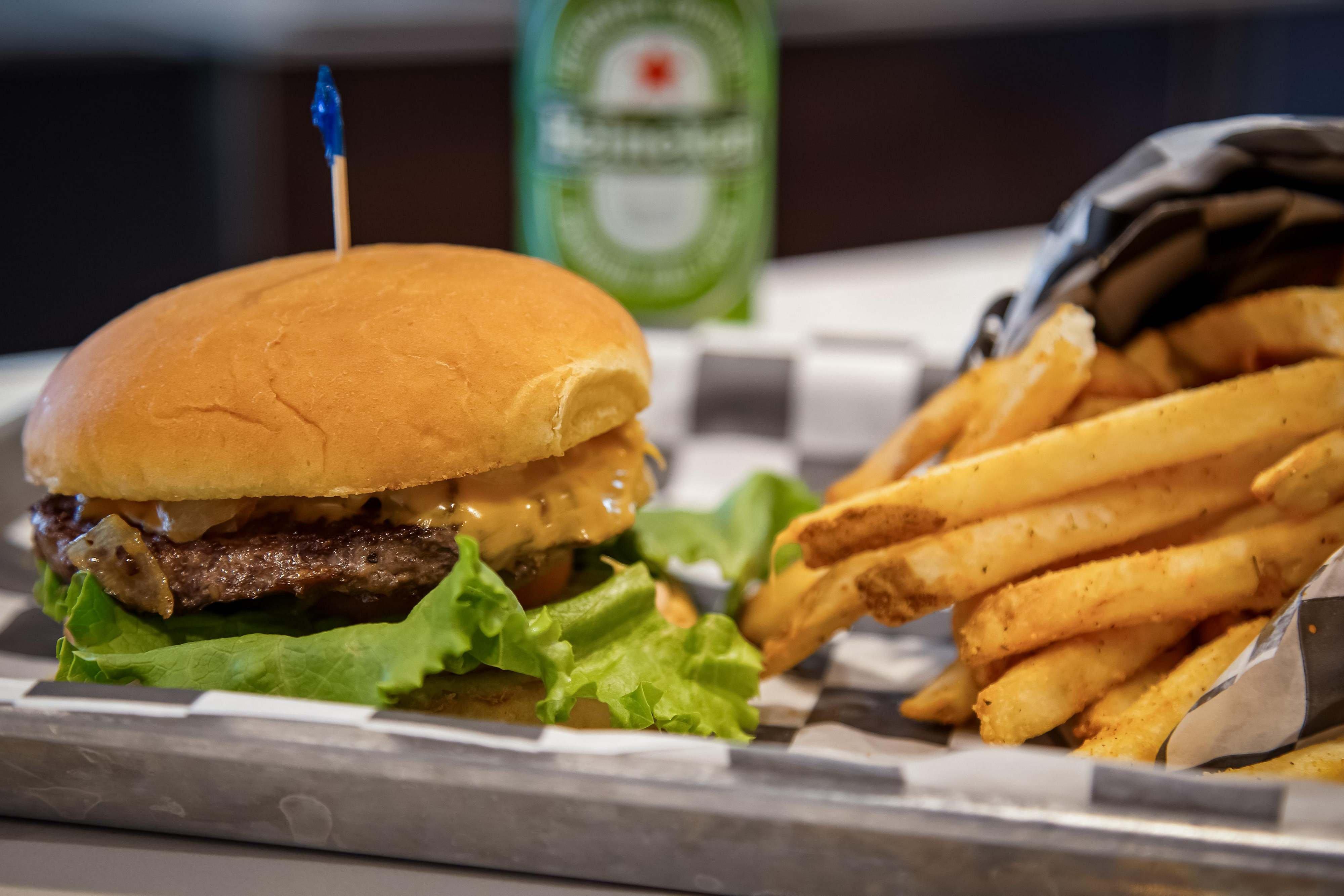 Restaurant Holiday Inn Toledo-Maumee (I-80/90) by IHG