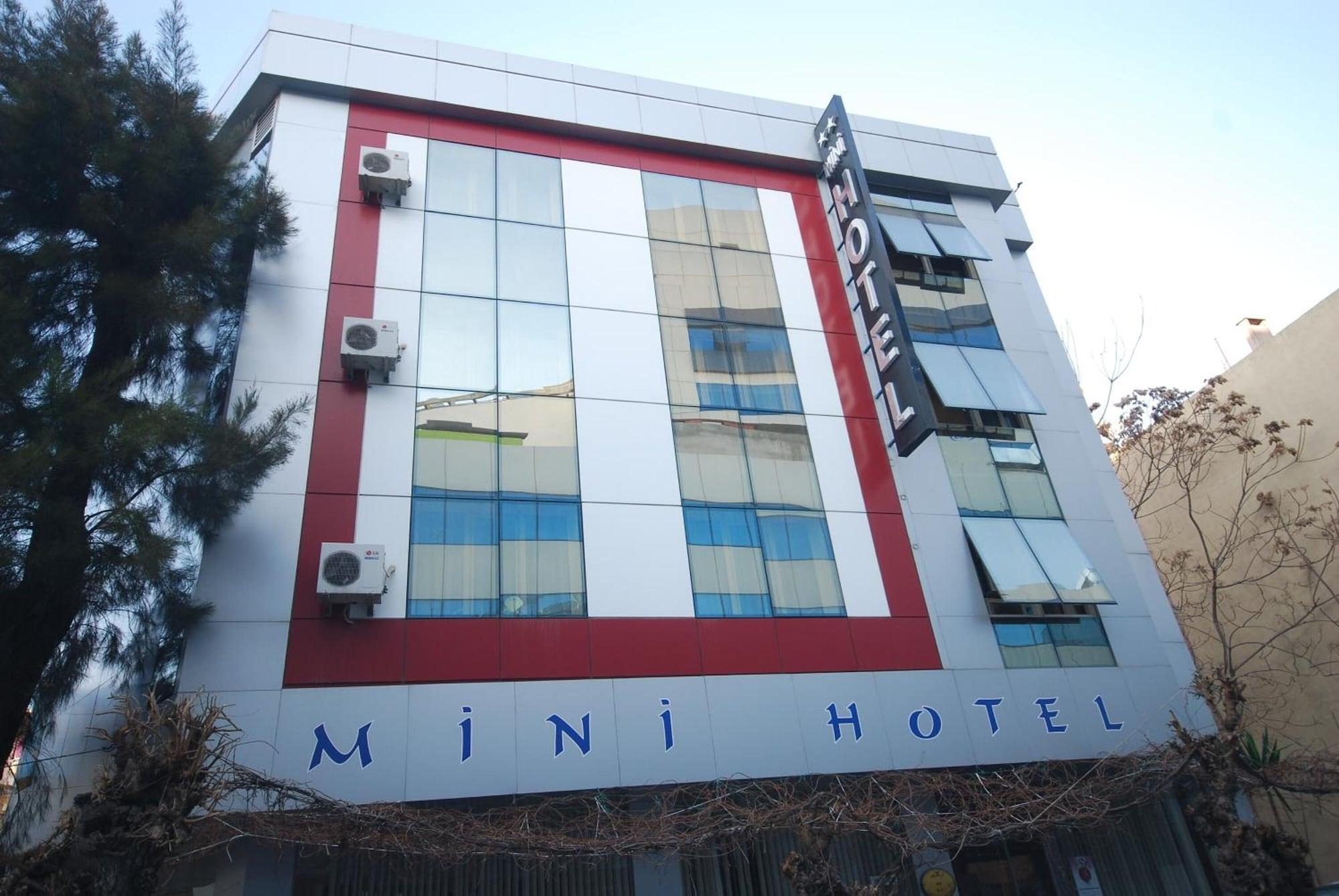 Vista Exterior Mini Fuar Hotel