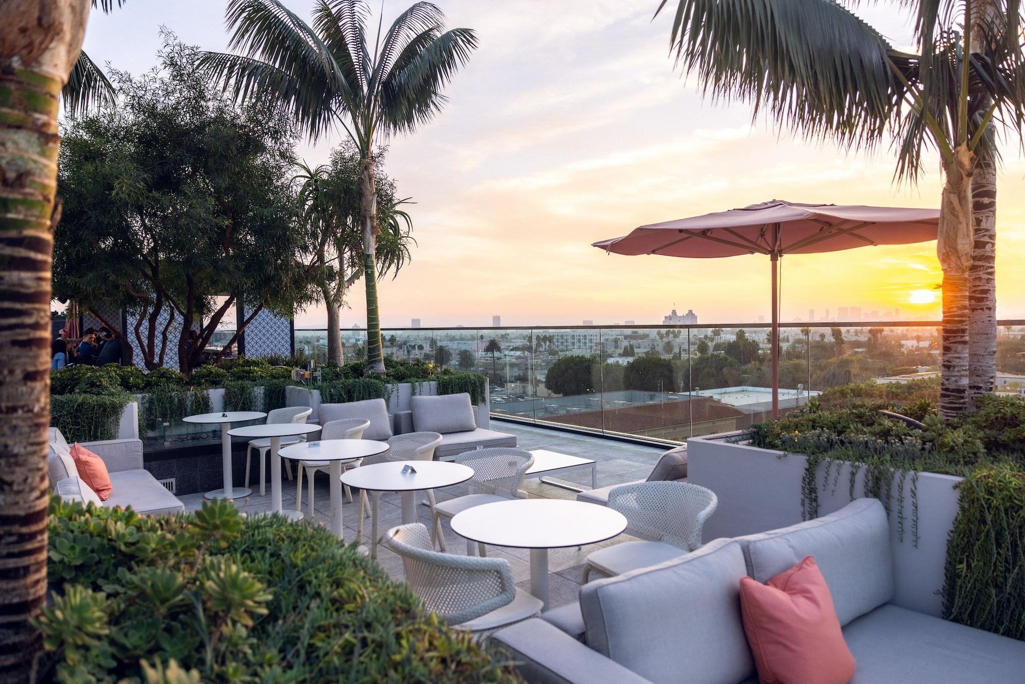 Restaurant The Godfrey Hotel Hollywood