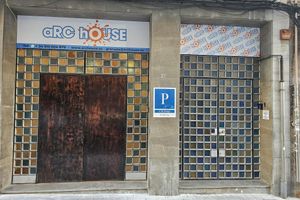 Alojamiento - Arc House Granada