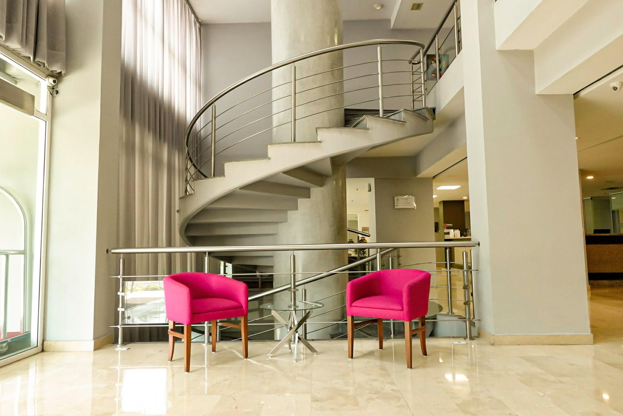 Vista Lobby Hesperia Maracay