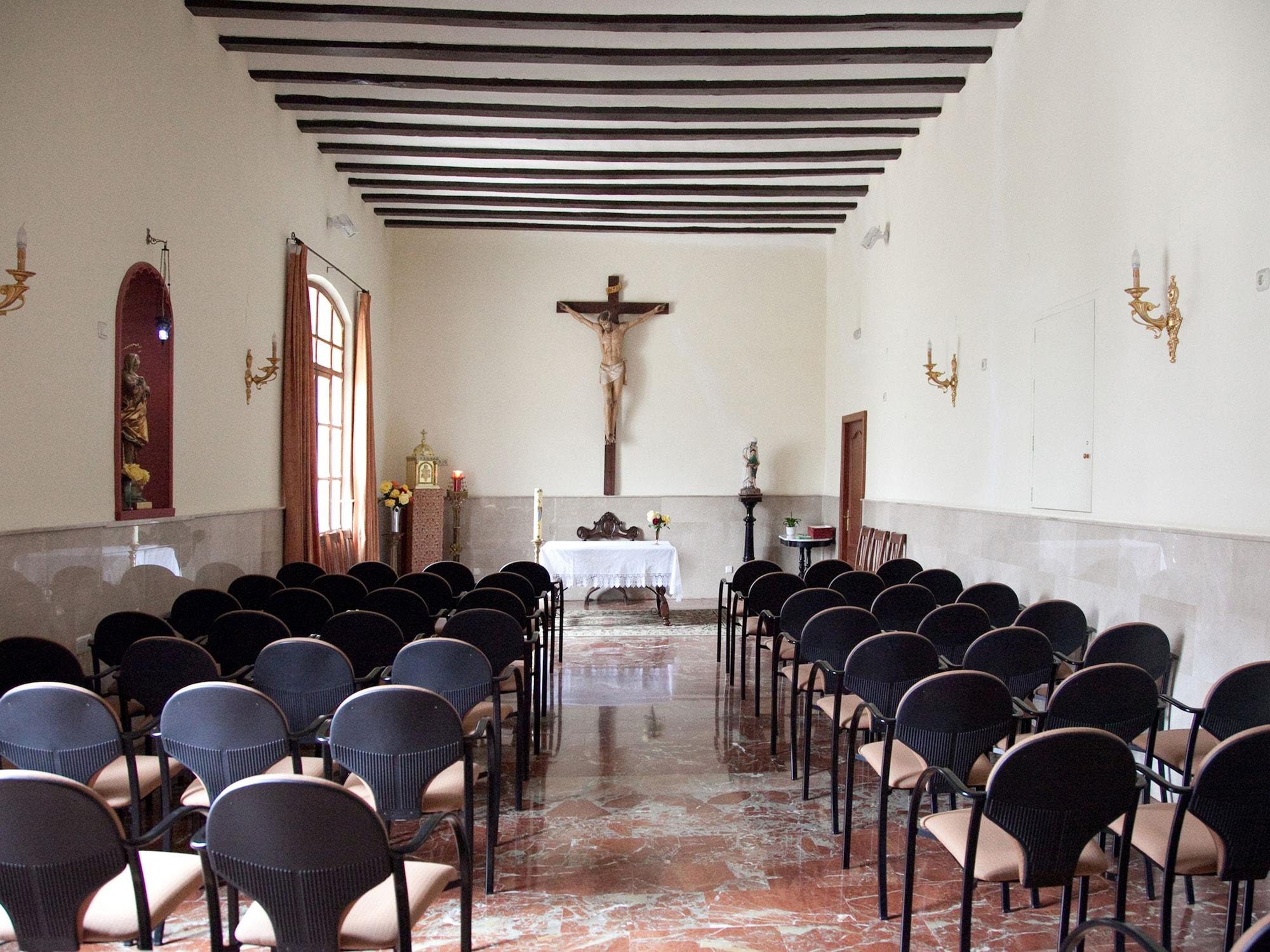 Sala de Reuniones Hospedería Nuestra Señora del Carmen