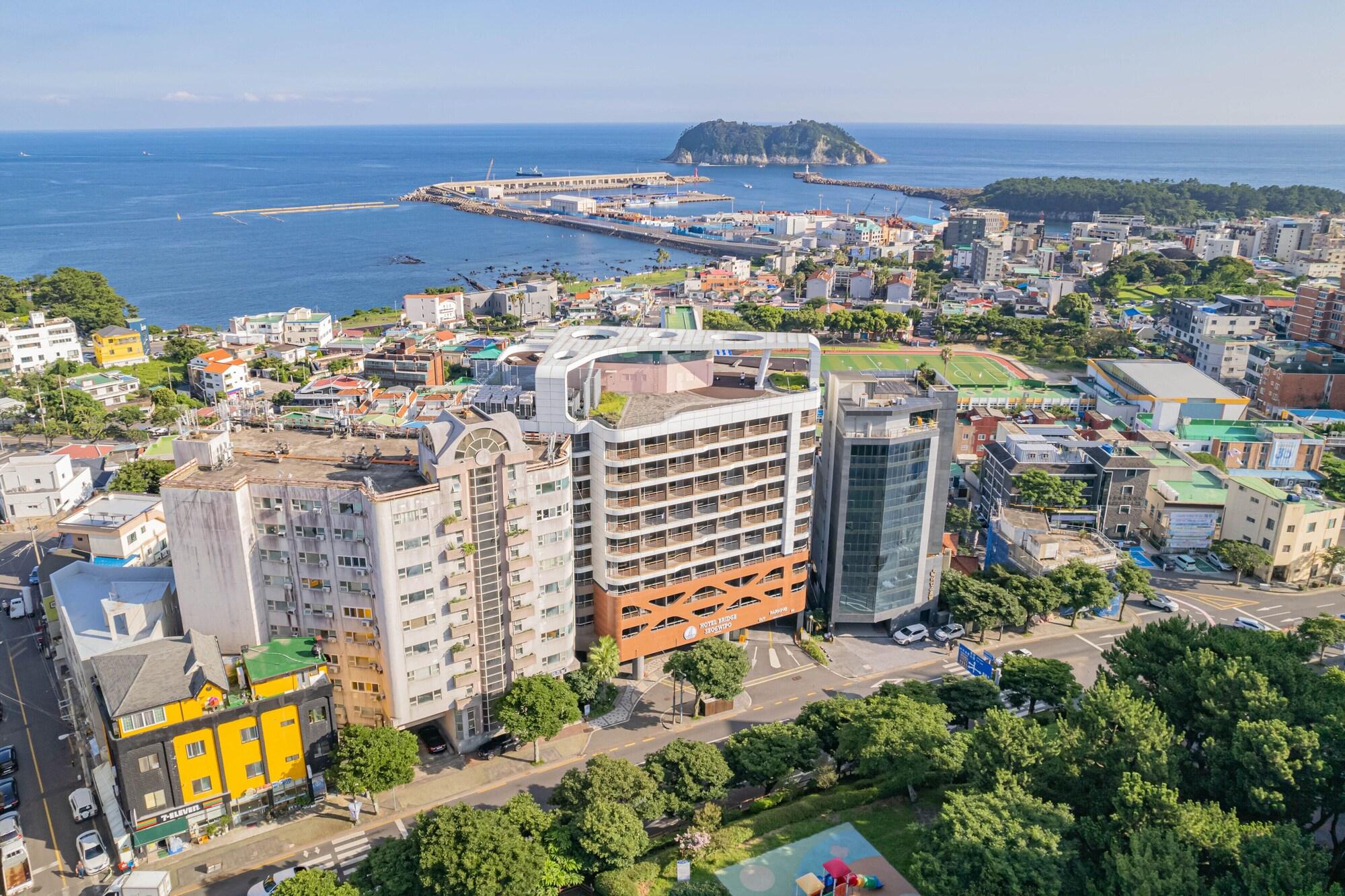 Vista Exterior Hotel Bridge Seogwipo