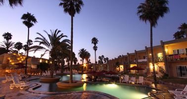 Hoteles cerca de Las Cañadas Campamento, Ensenada | Despegar