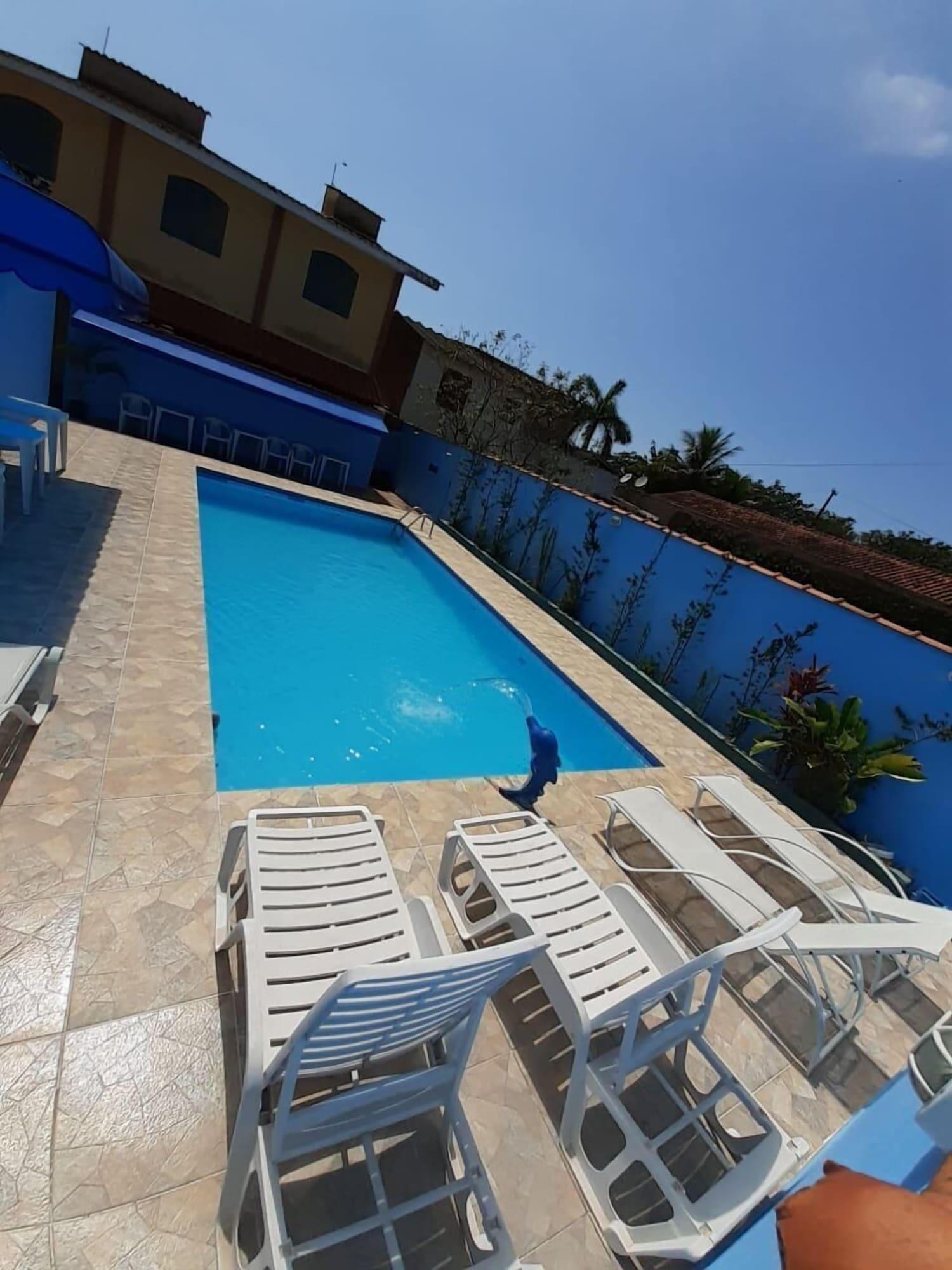 Vista Piscina Residencial Rosi