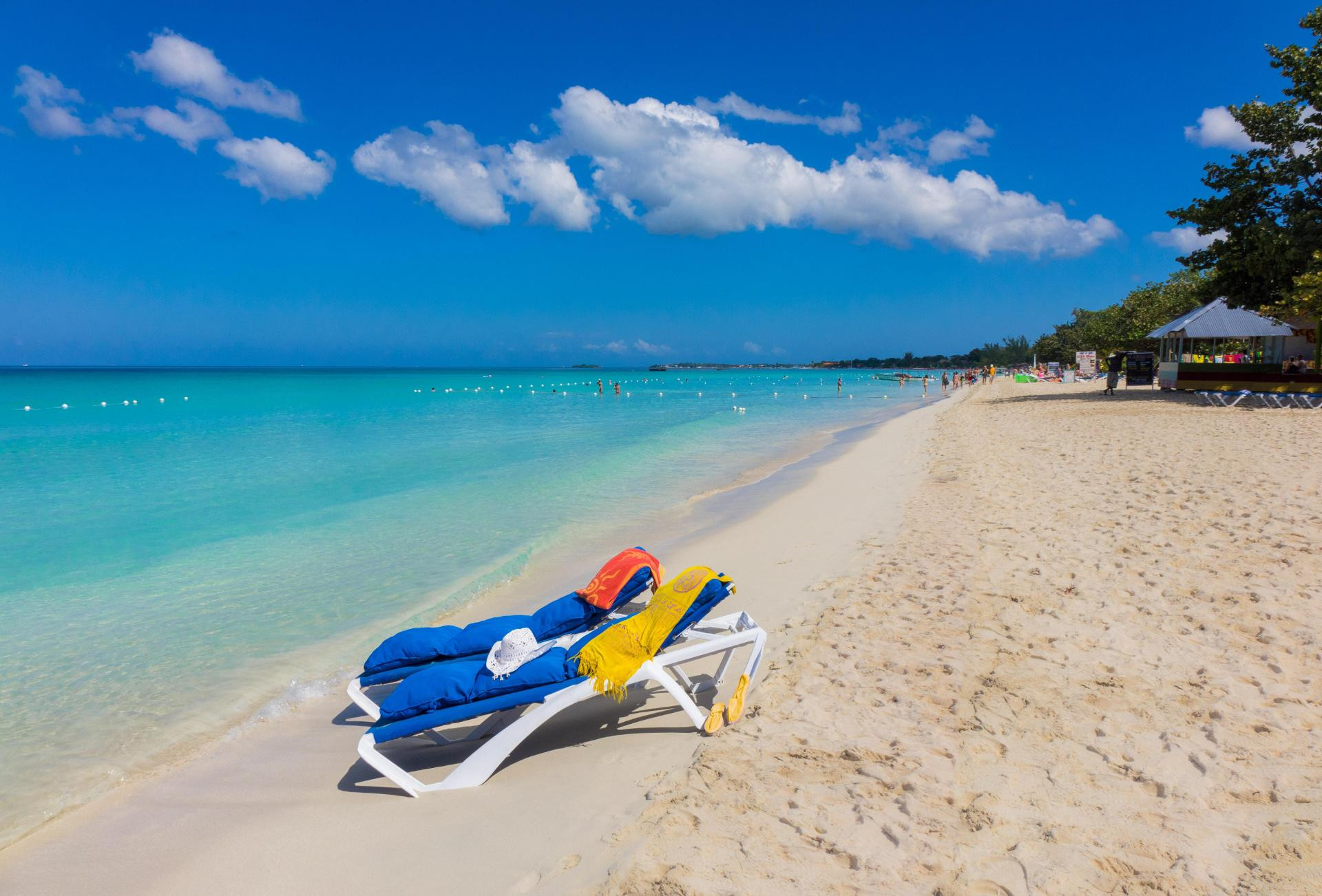 Playa Legends Beach Resort