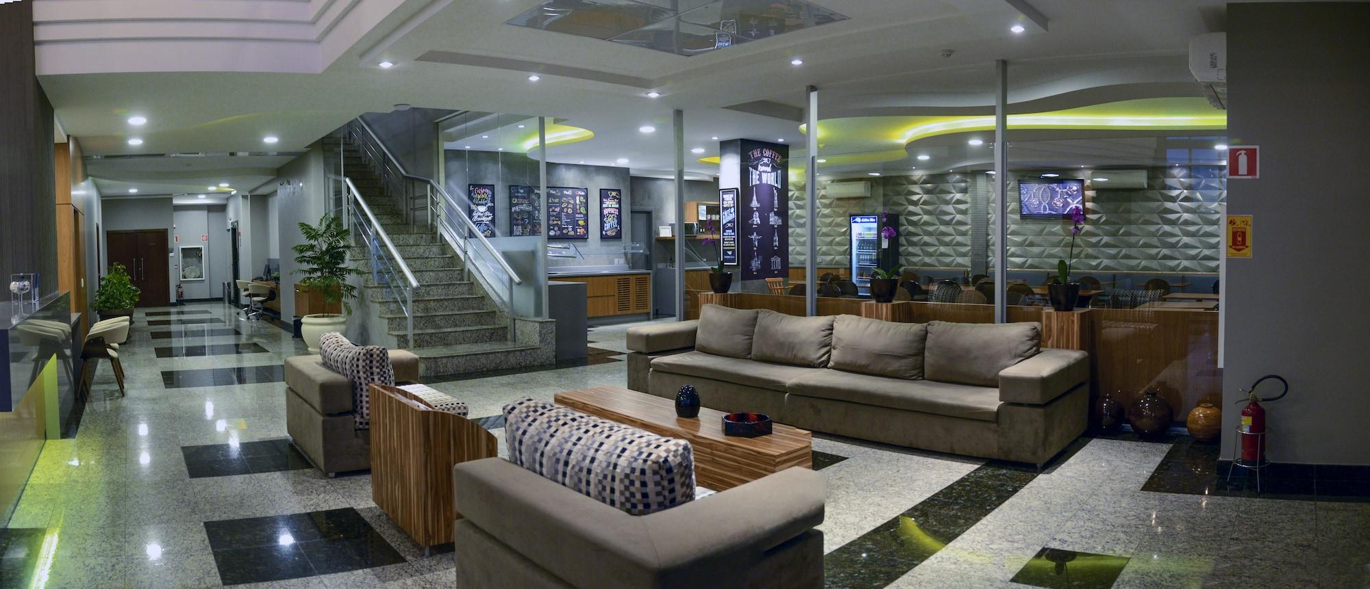 Vista Lobby Golden Blue Hotel