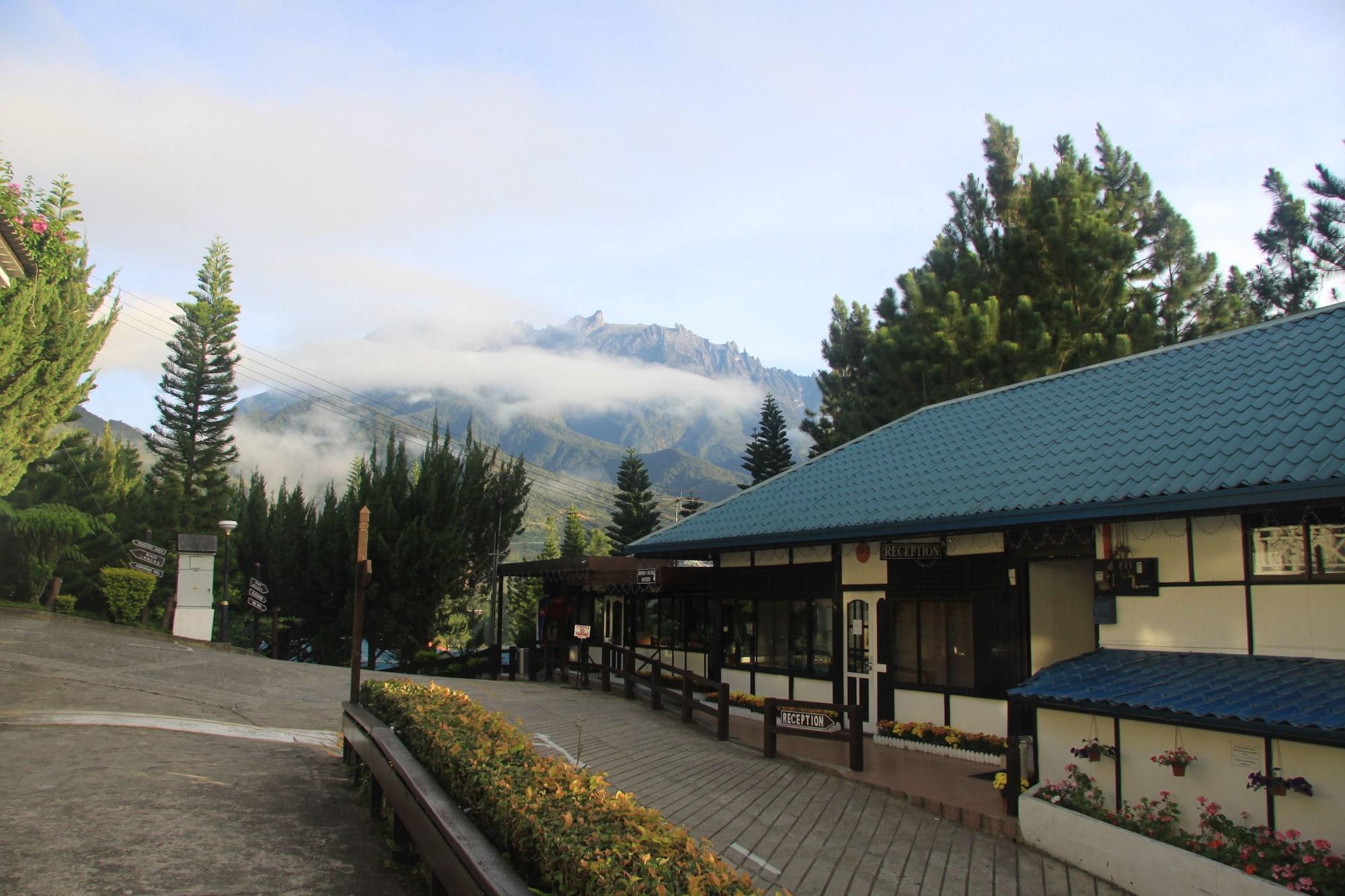 Vista Exterior Kinabalu Pine Resorts