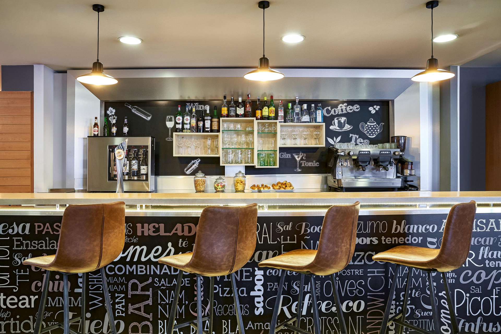 Restaurant ibis Barcelona Meridiana