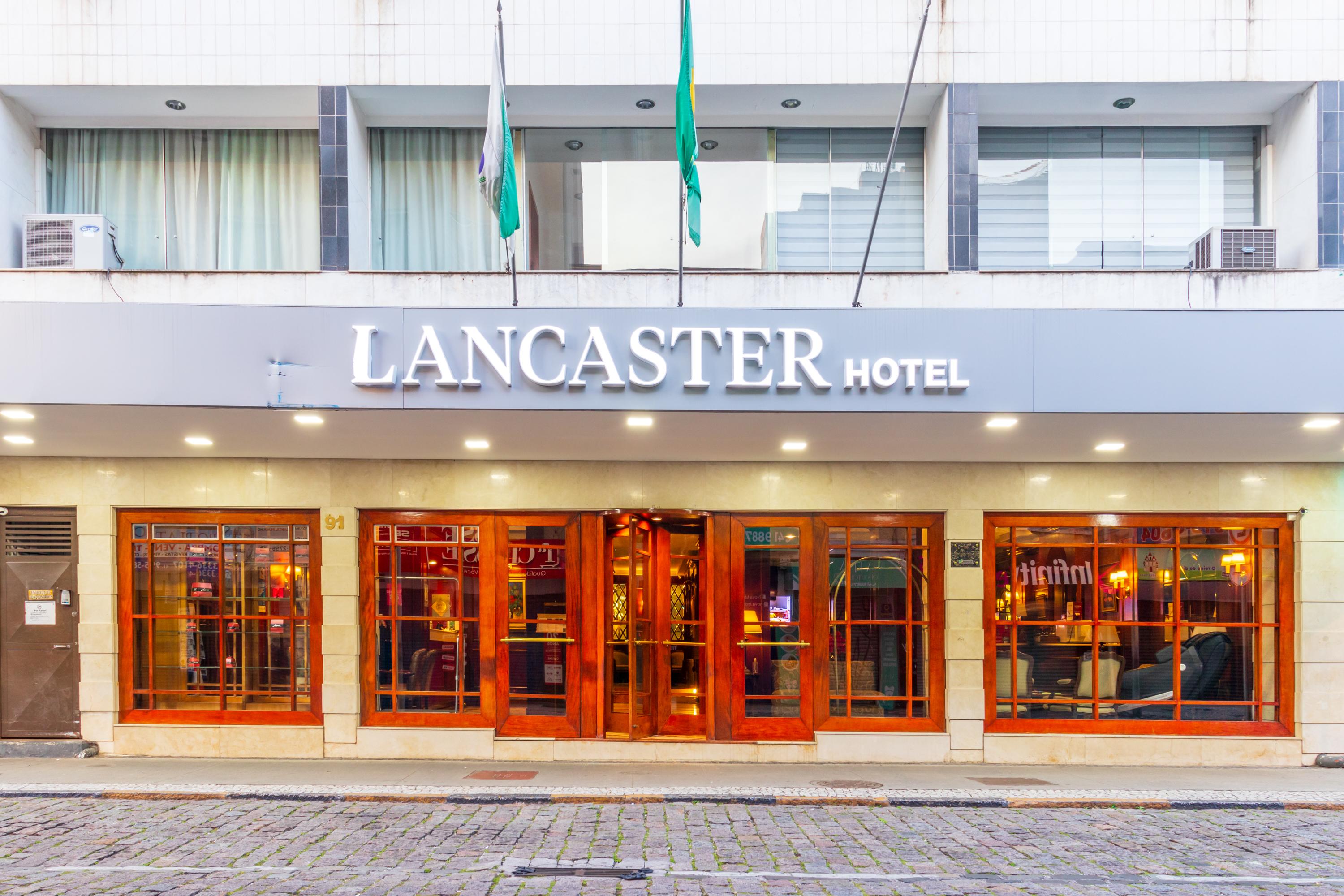 Vista Exterior Lancaster Hotel by Castelo Itaipava
