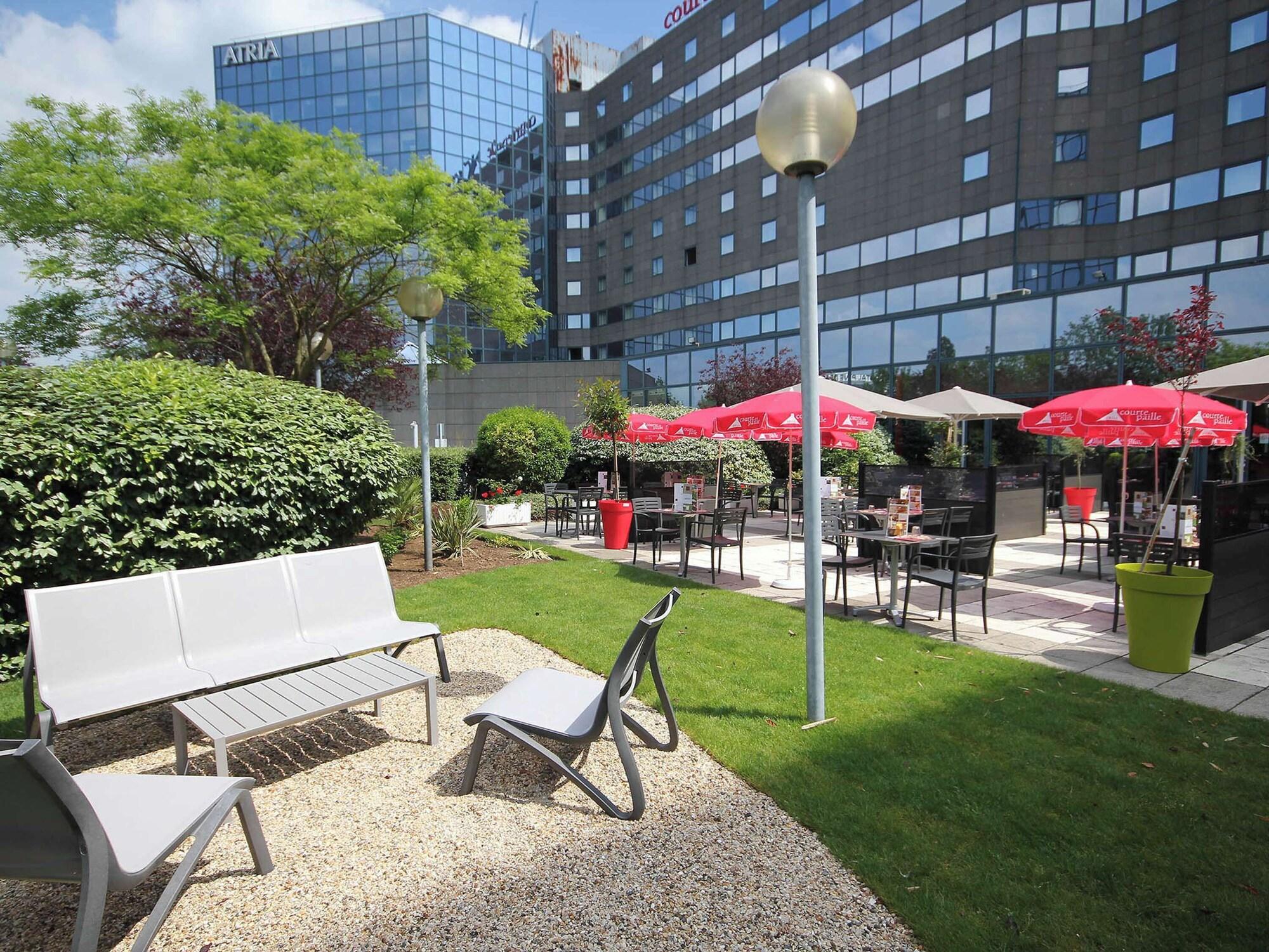 Vista Exterior ibis Marne La Vallée Noisy
