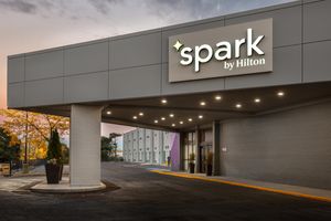 Alojamiento - Spark by Hilton Toronto Airport
