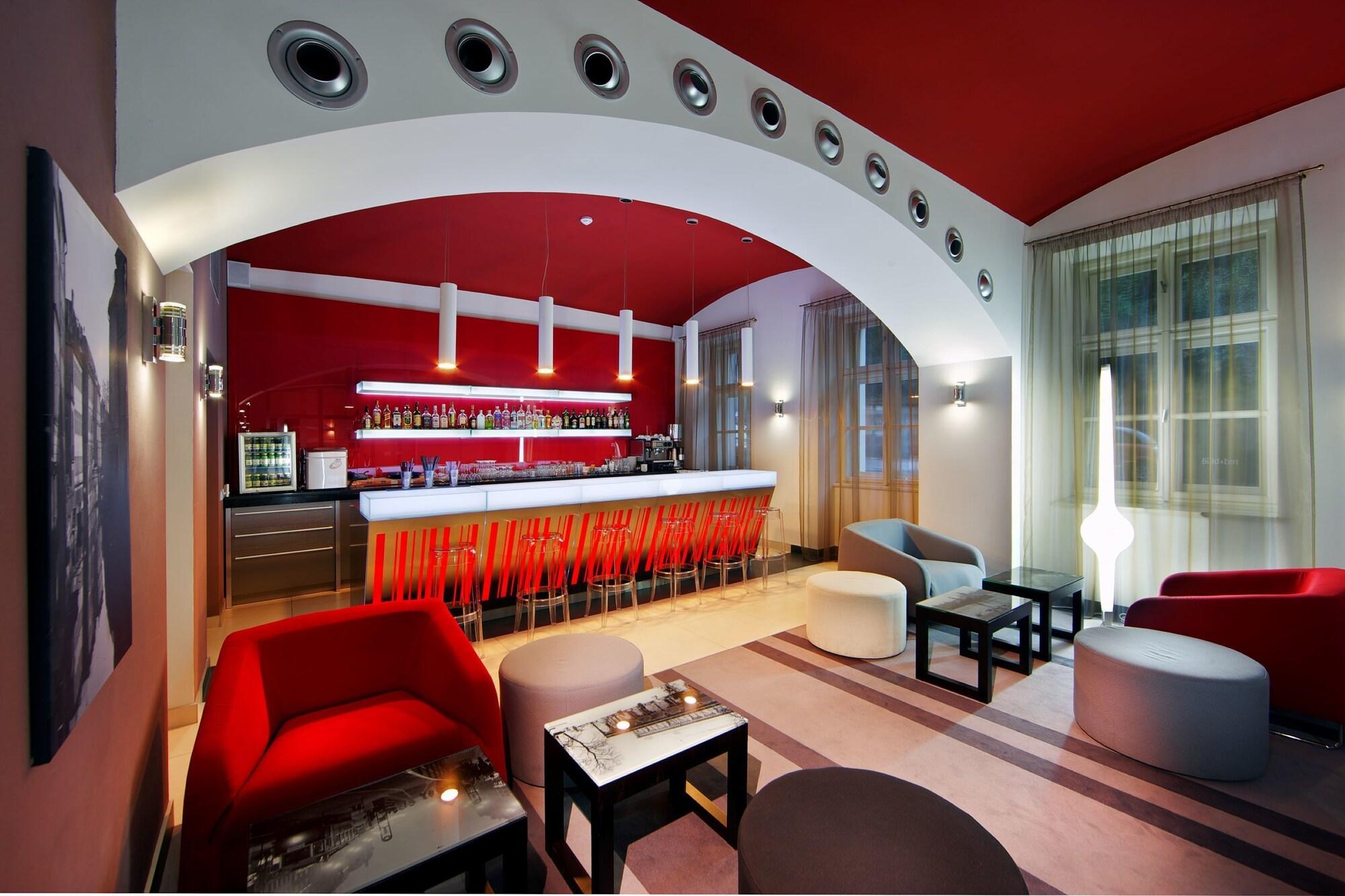 Vista Lobby Red and Blue Design Hotel Prague