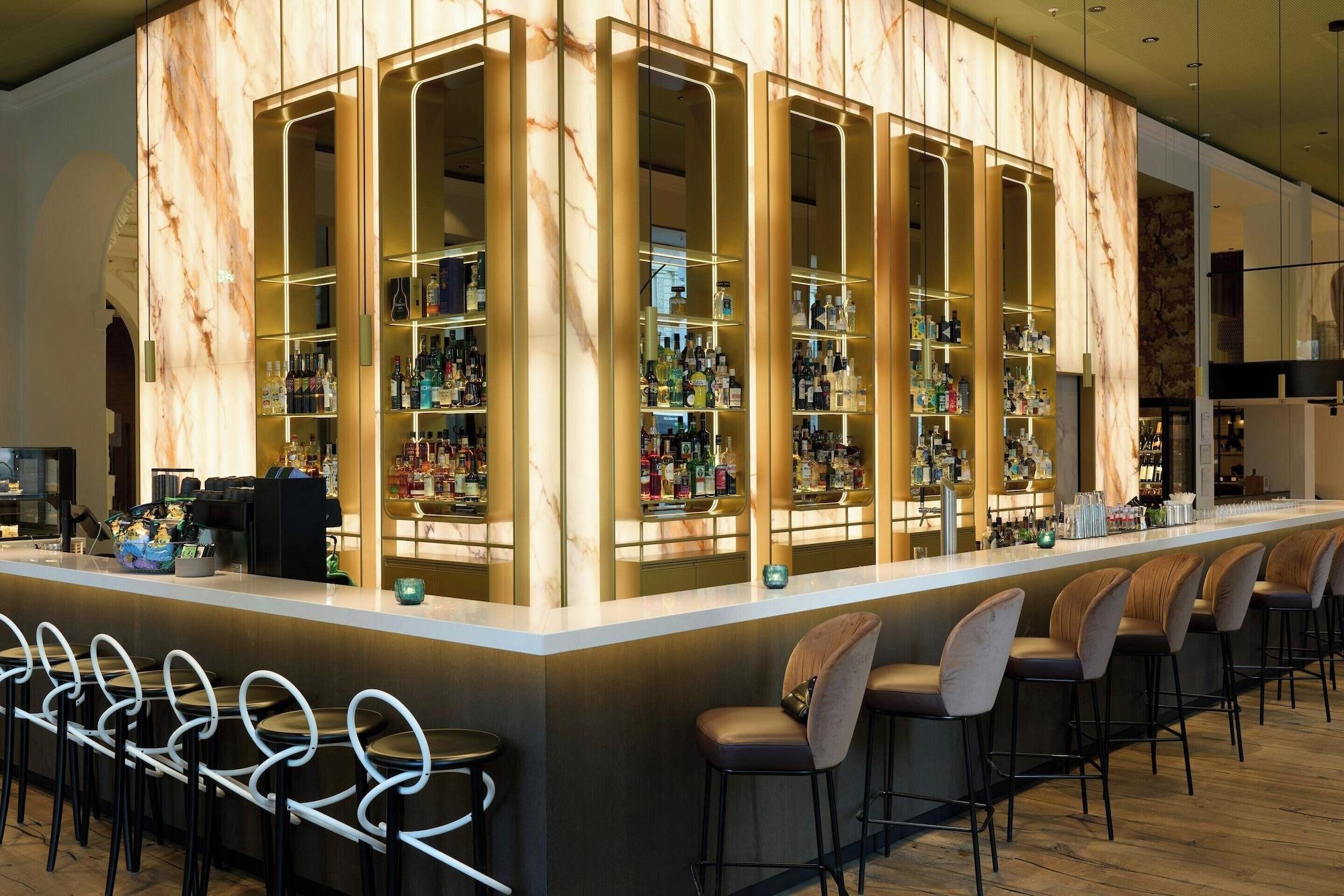 Bar/Salón The Cloud One Wien-Staatsoper