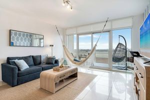 Alojamiento - Palm Place, Pool in Miami, Steps to Midtown Shops