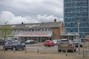 Alojamiento - Ship and Trades