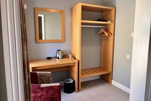 Alojamiento - HK Rooms - Self Catering Serviced Rooms