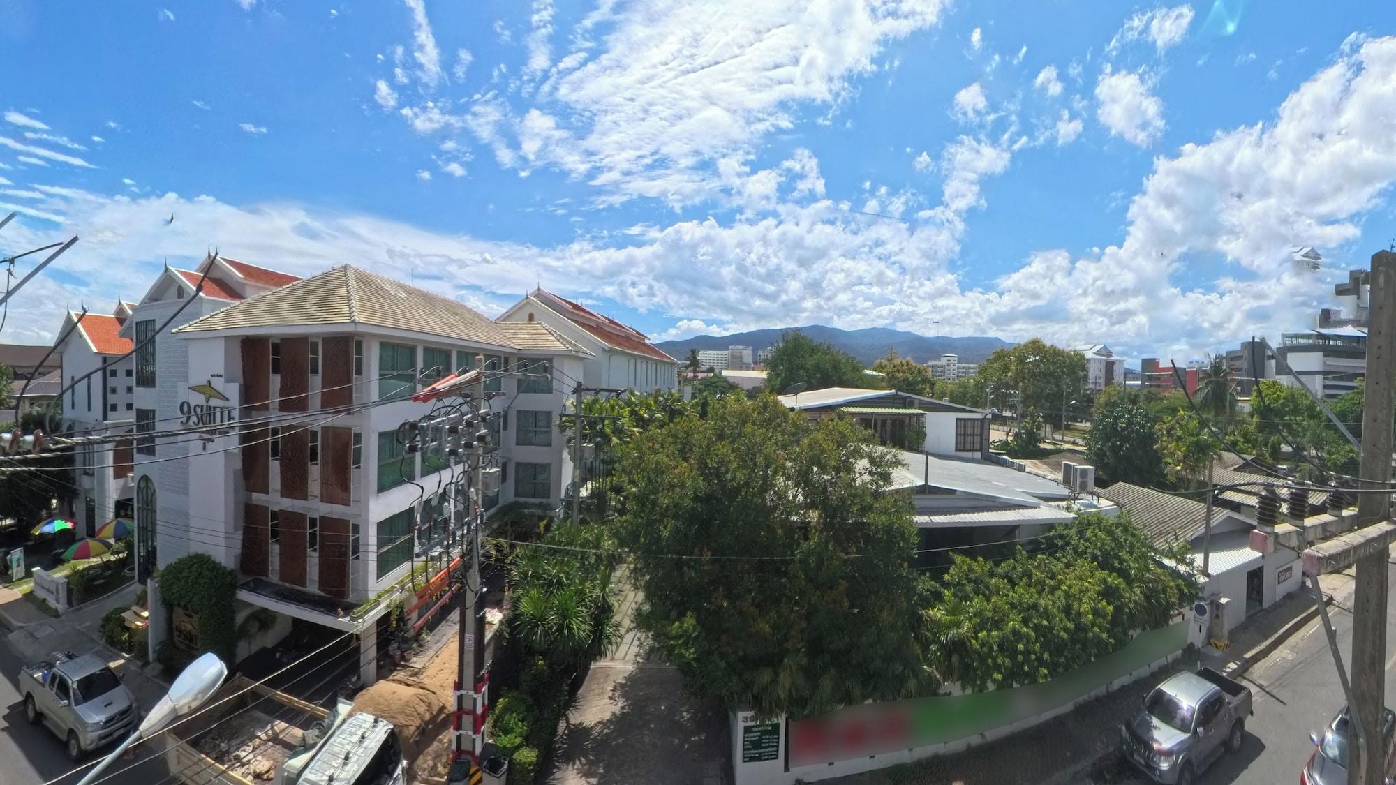 Vista Exterior Gusto House