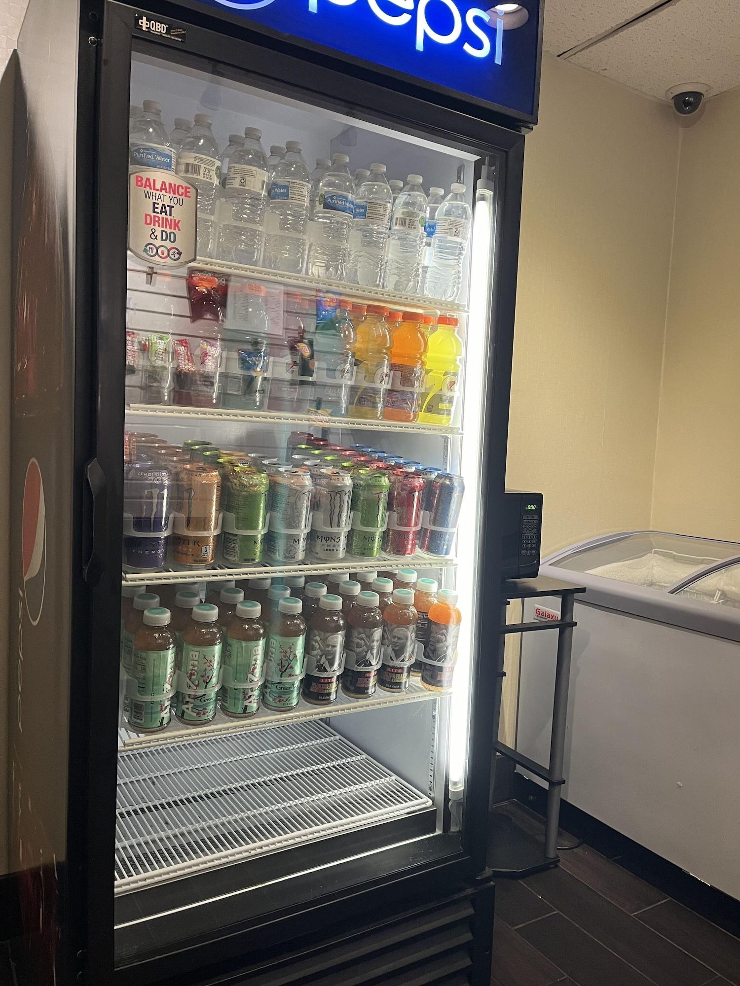 Bar/Salón Park Inn by Radisson Sharon