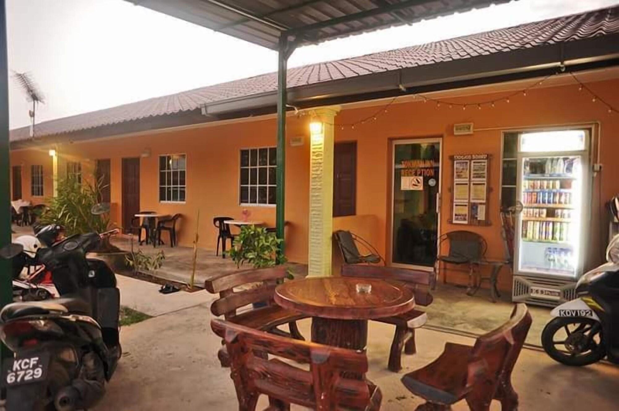 Vista Lobby Tok Man Inn