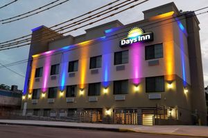 Alojamiento - Days Inn by Wyndham Brooklyn Marine Park