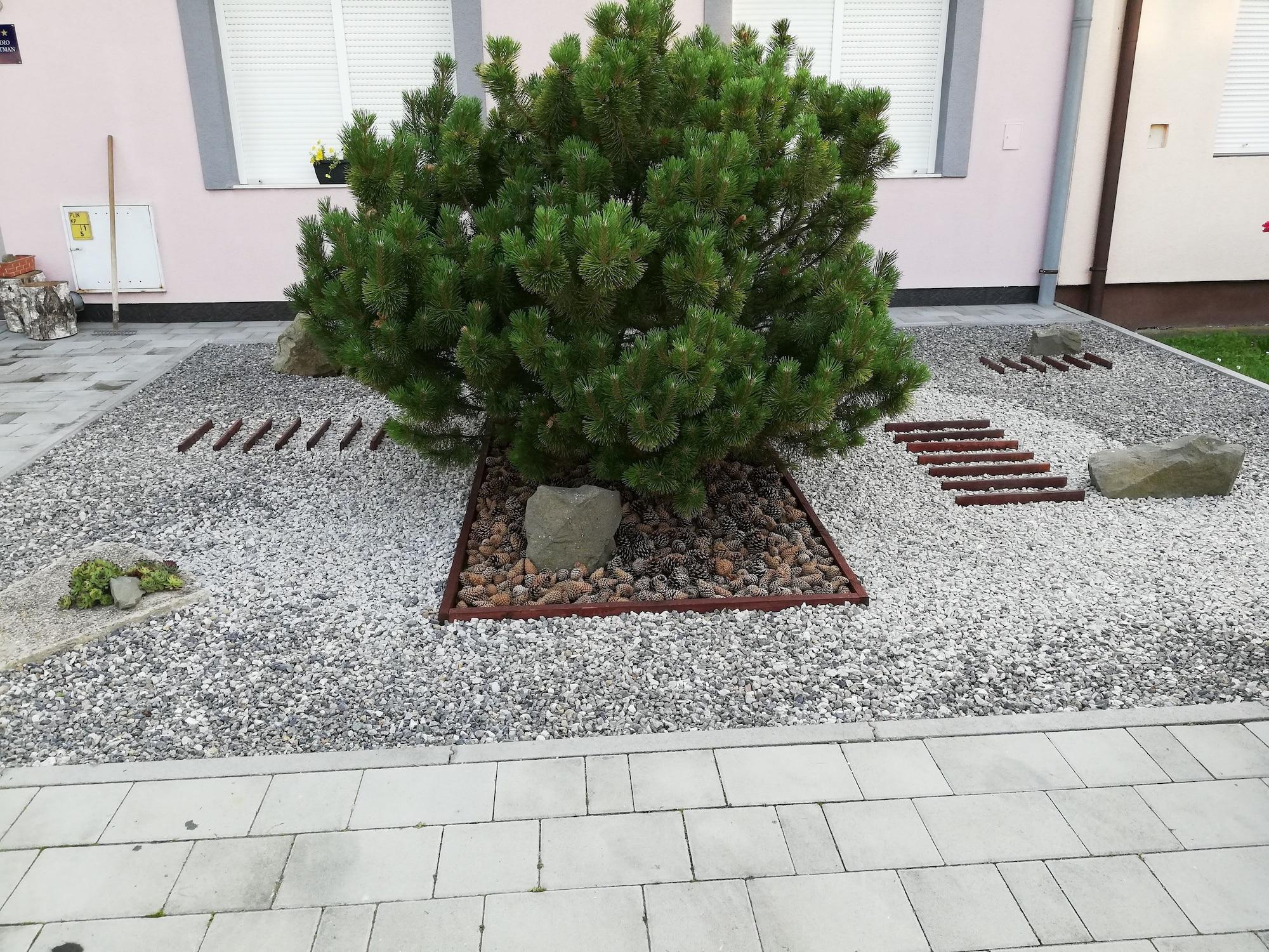 Vista Exterior Studio Apartments Korosteljev