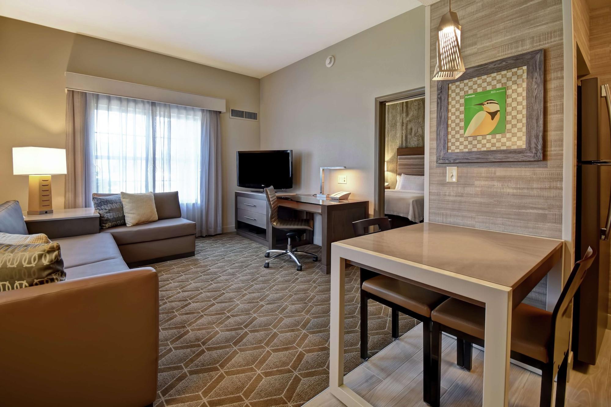 Habitación Homewood Suites by Hilton at The Waterfront