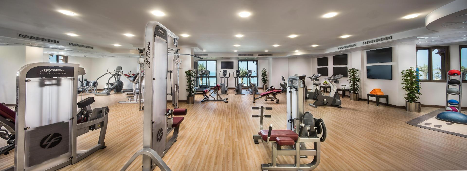 Gimnasio Bahi Ajman Palace Hotel