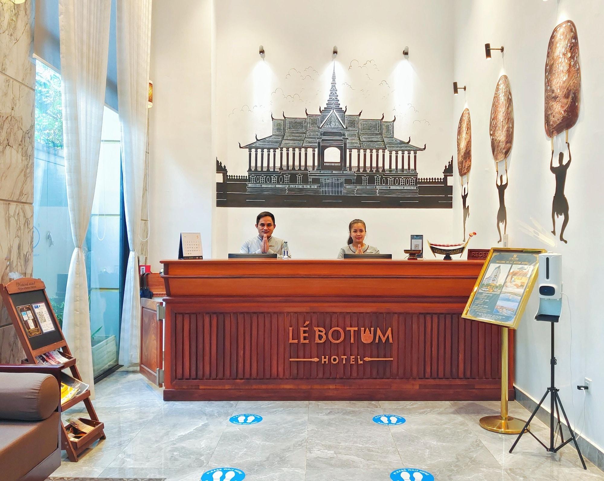 Vista Lobby Le Botum Hotel