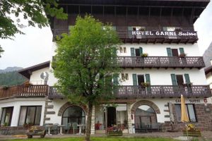 Alojamiento - Suisse Hotel