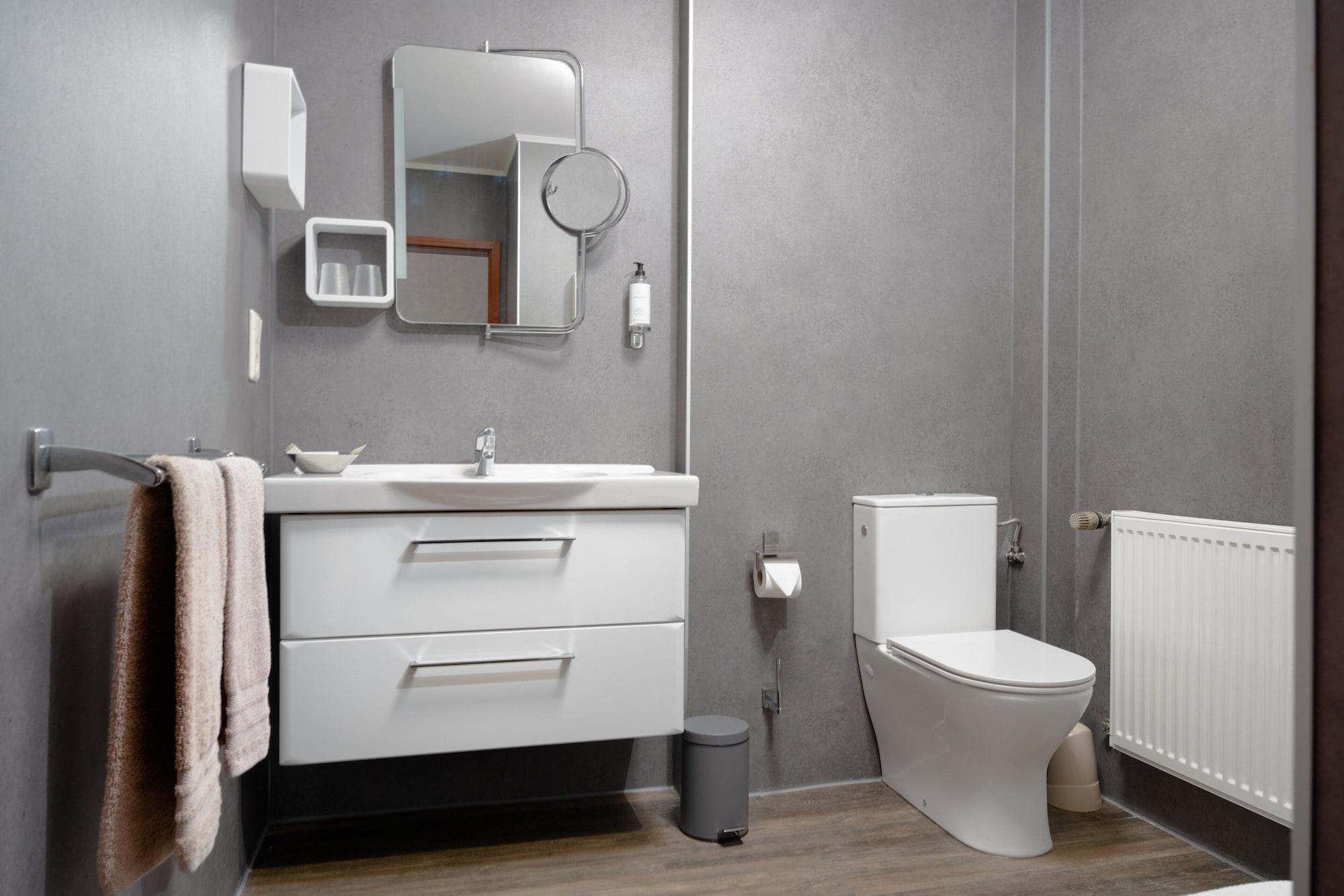 Varios Hostellerie Val Fleuri