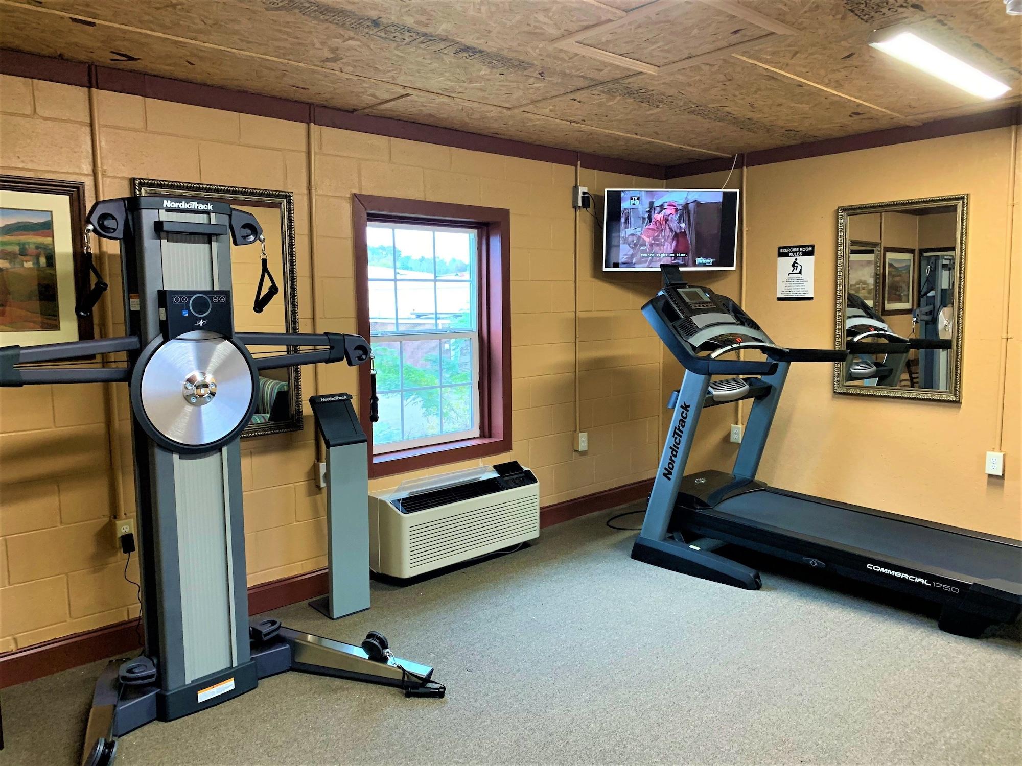 Gimnasio Econo Lodge Selmer