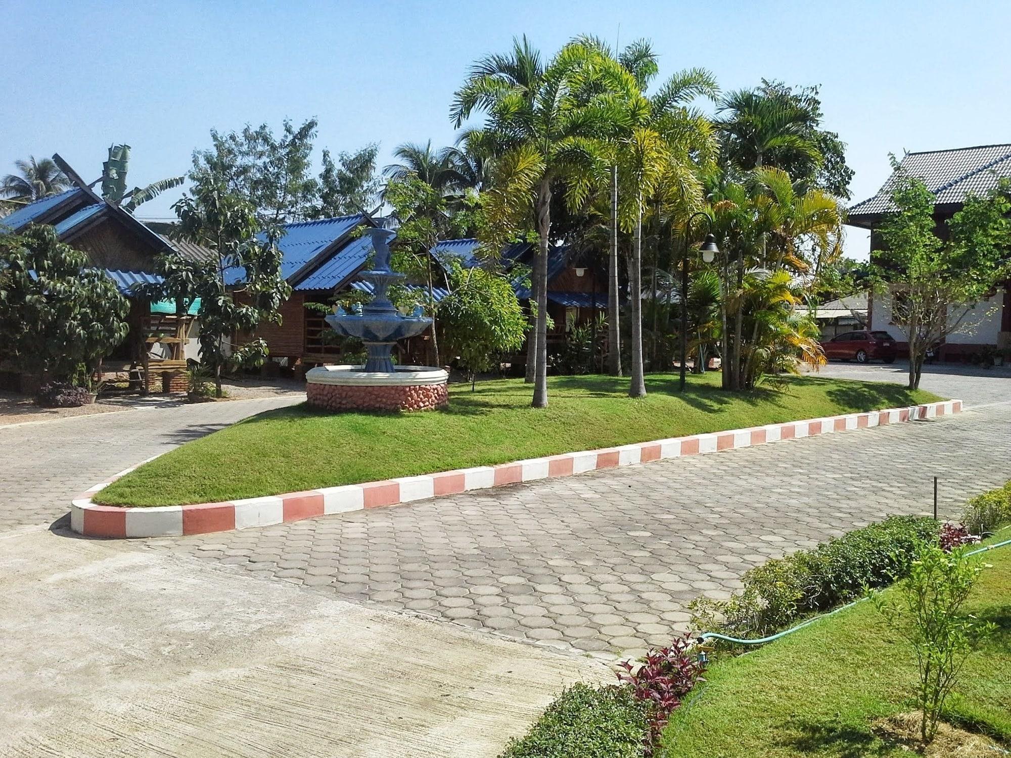 Vista Exterior Suandarbporn Resort Mae Sot