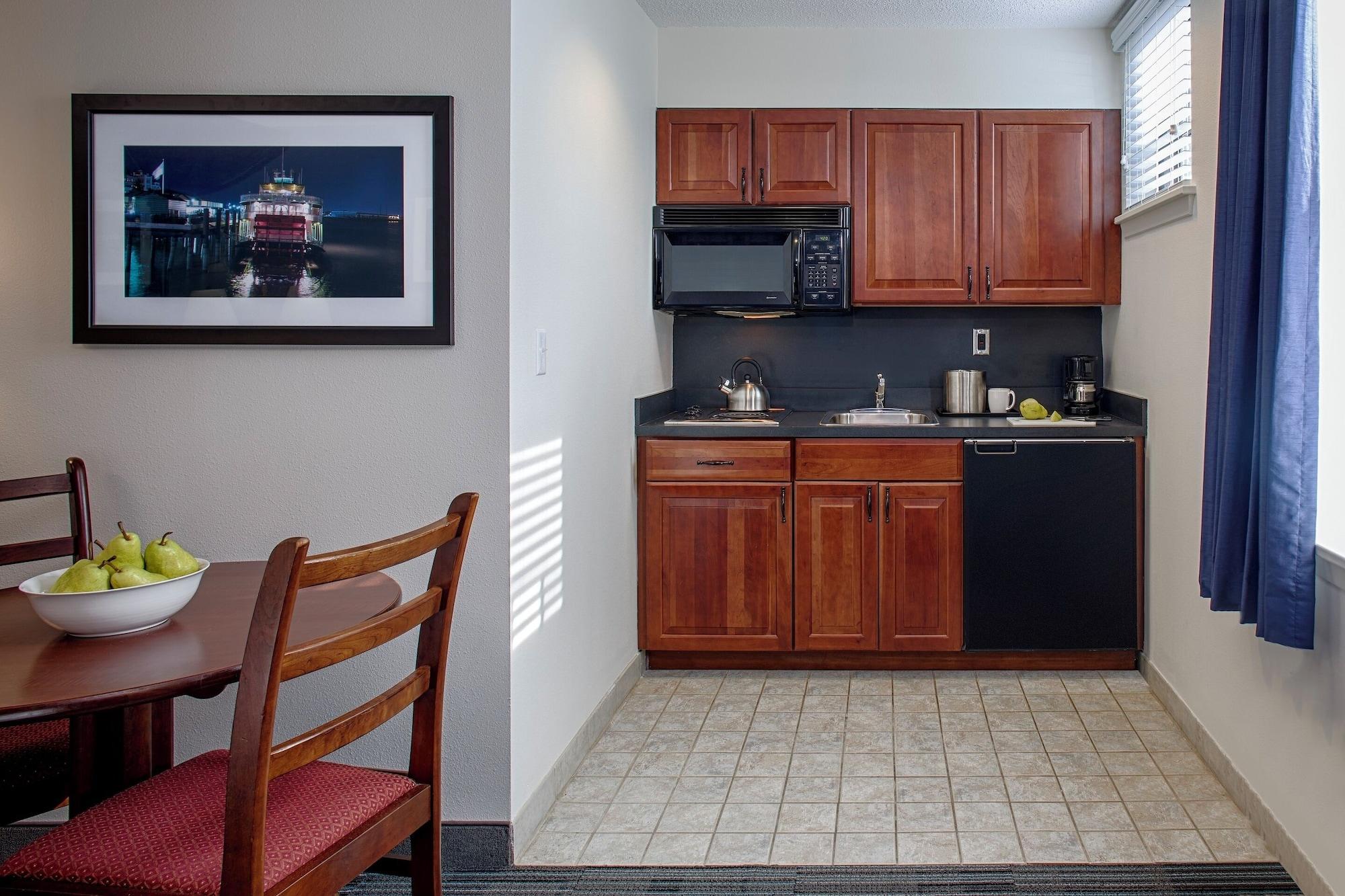 Set de Habitación Federal City Inn & Suites