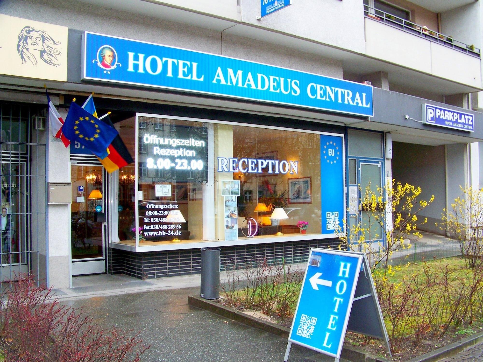 Vista Exterior Hotel Amadeus Central