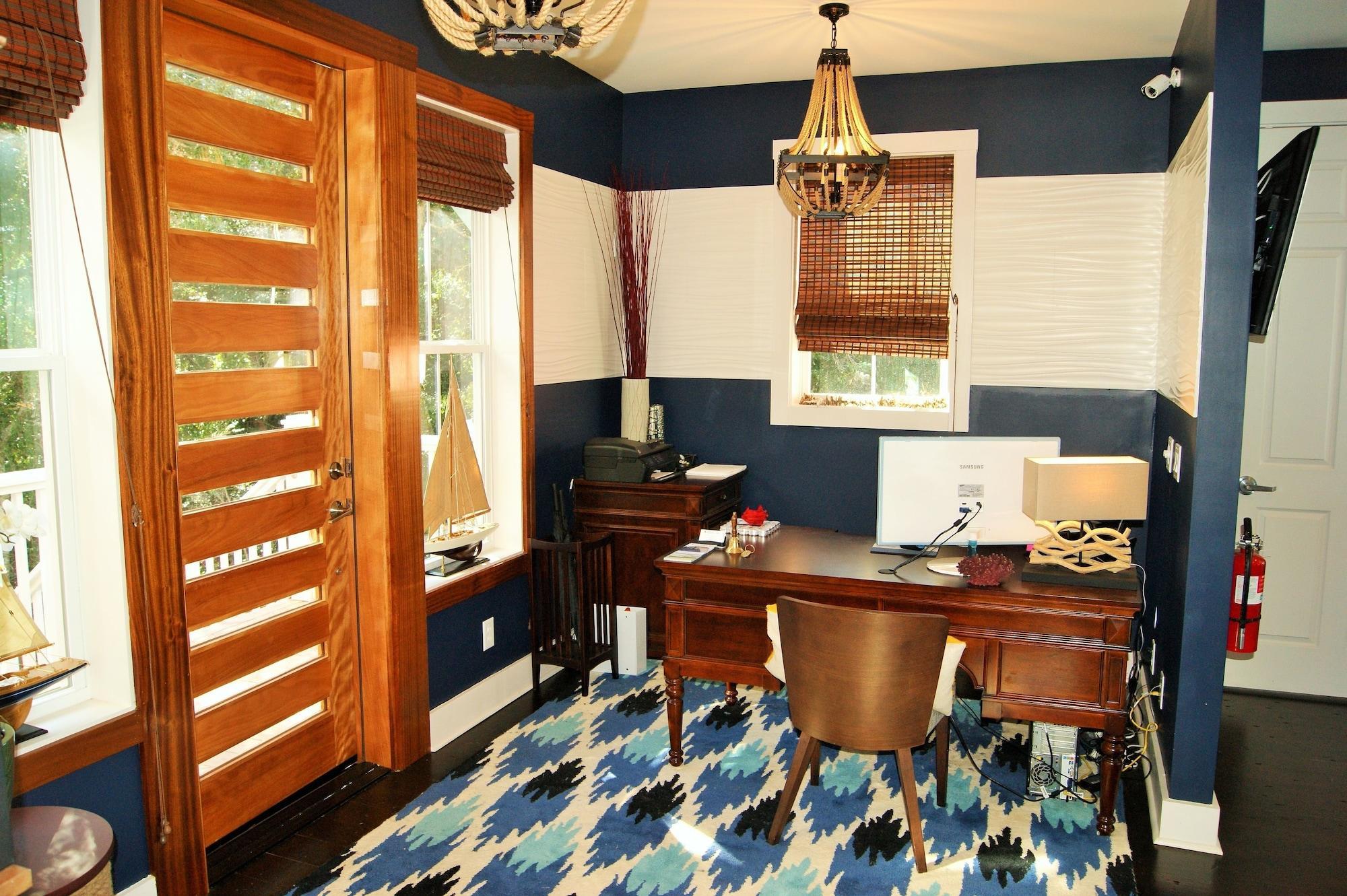 Vista Lobby Regatta Inn - Adults Only