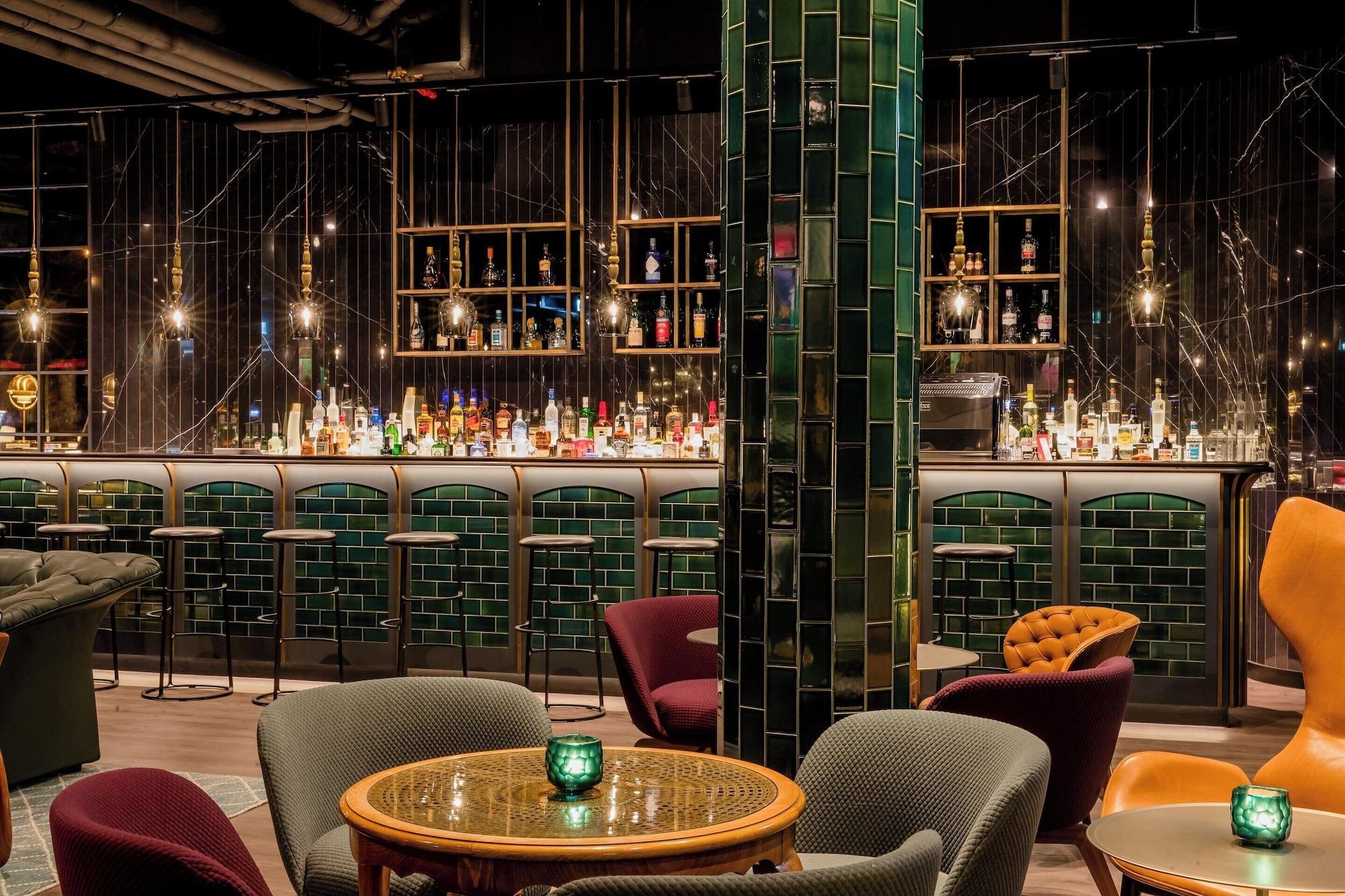 Bar/Salón Motel One Berlin - Hackescher Markt