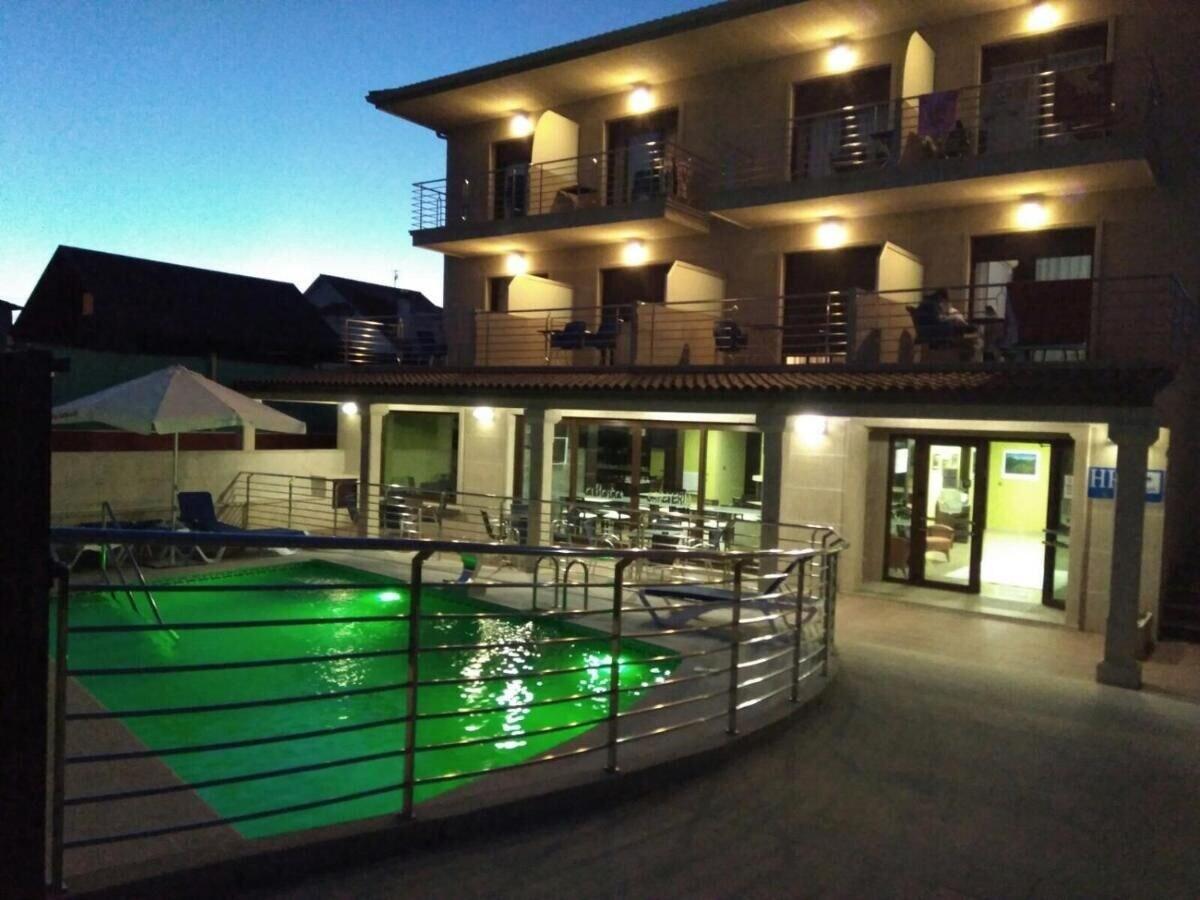Vista Exterior Hotel A Bota