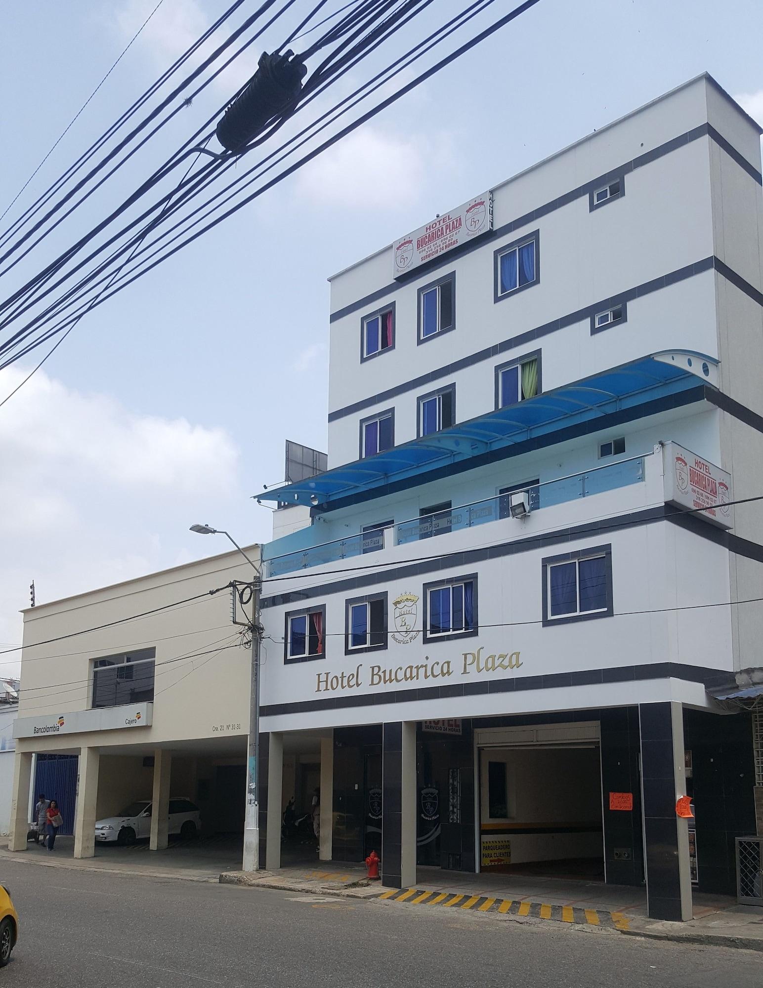 Vista Exterior Hotel Bucarica Plaza