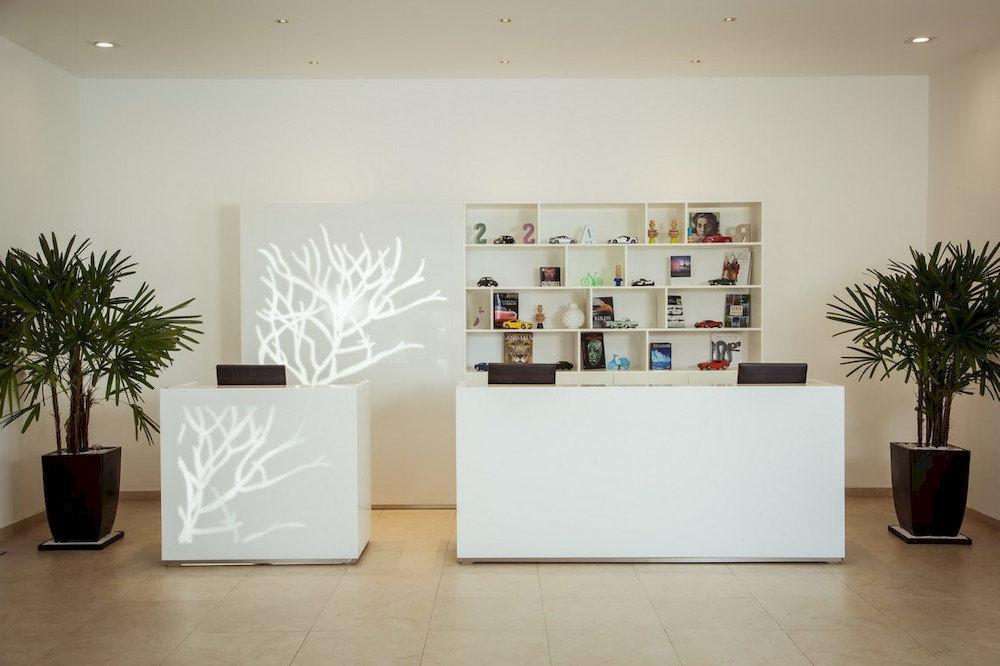Vista Lobby Fiesta Inn Periferico Sur