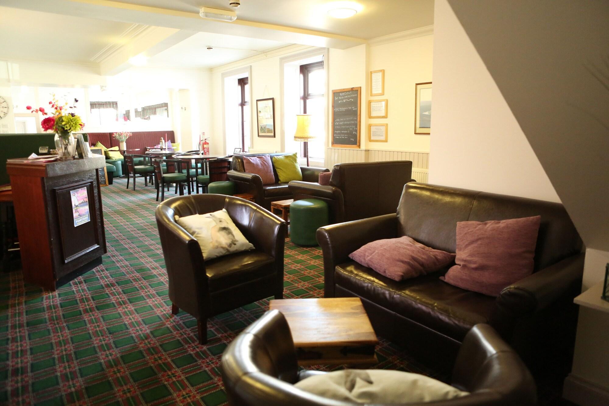Vista Lobby Station Hotel Portsoy