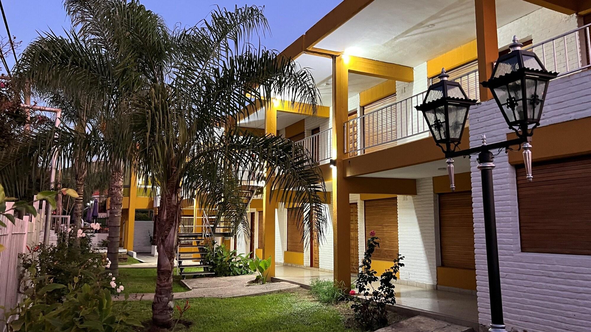 Vista Exterior Cybeles Apart