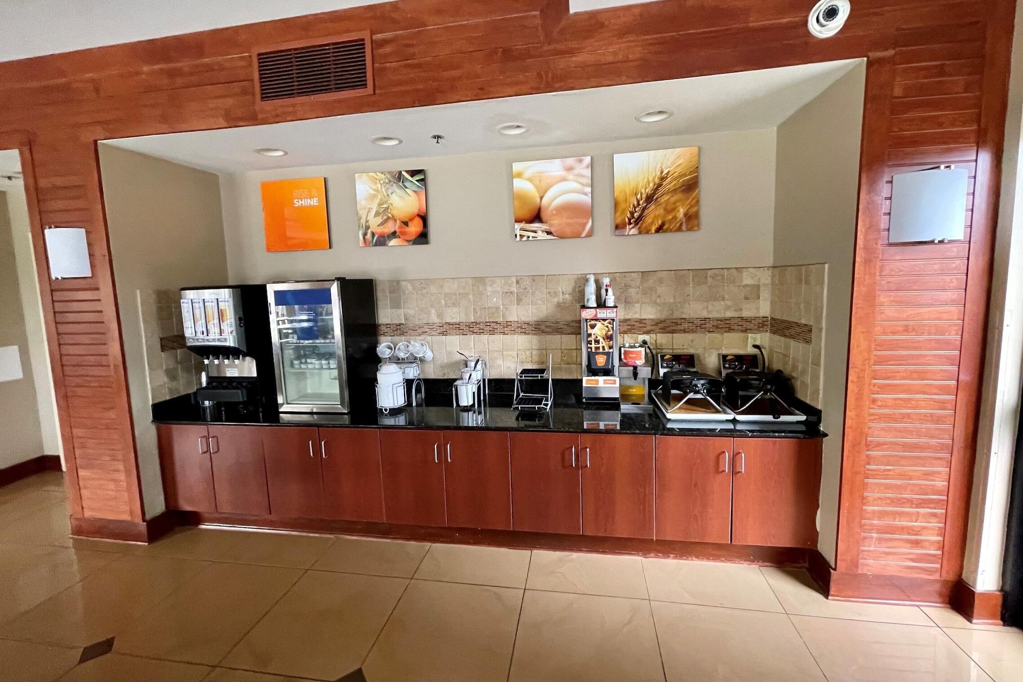 Restaurant Comfort Suites Augusta Riverwatch