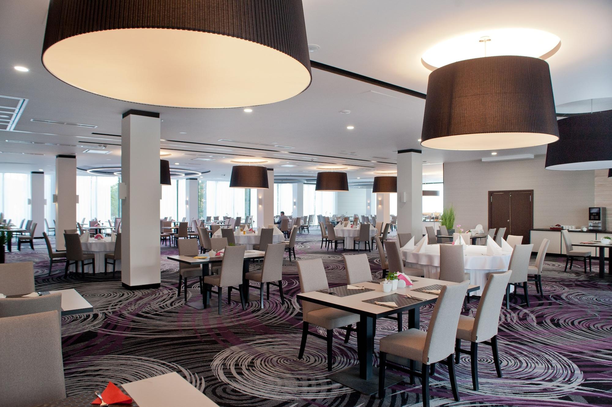 Restaurant Hotel Ambasador Premium