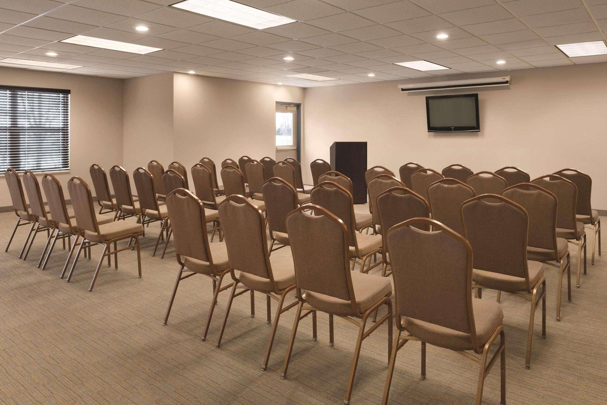 Sala de Reuniones Country Inn & Suites by Radisson, Shoreview-Mounds View, MN