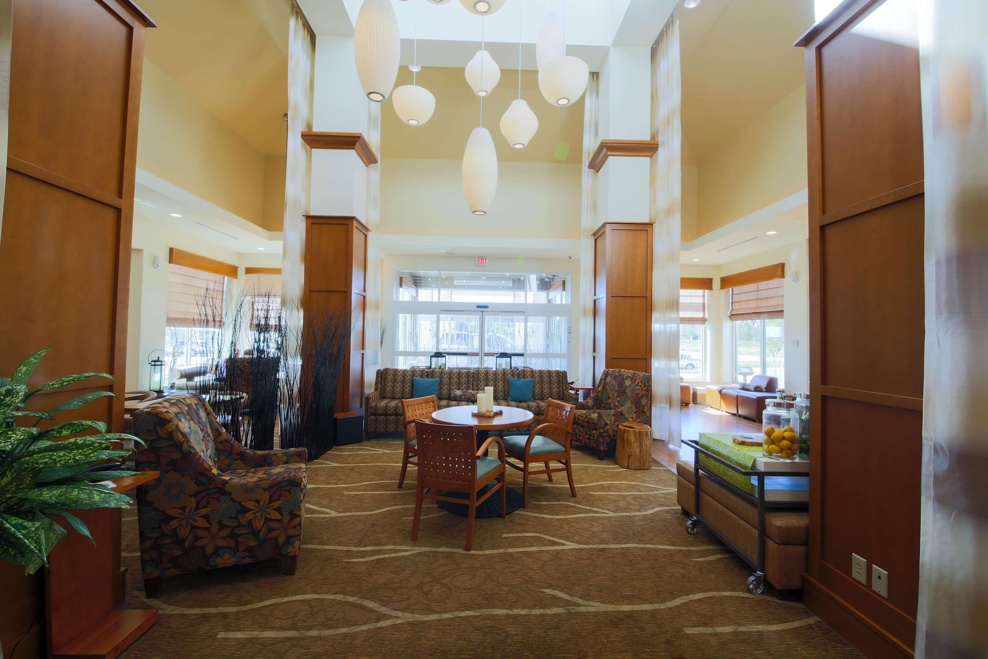Vista Lobby Hilton Garden Inn Cedar Falls