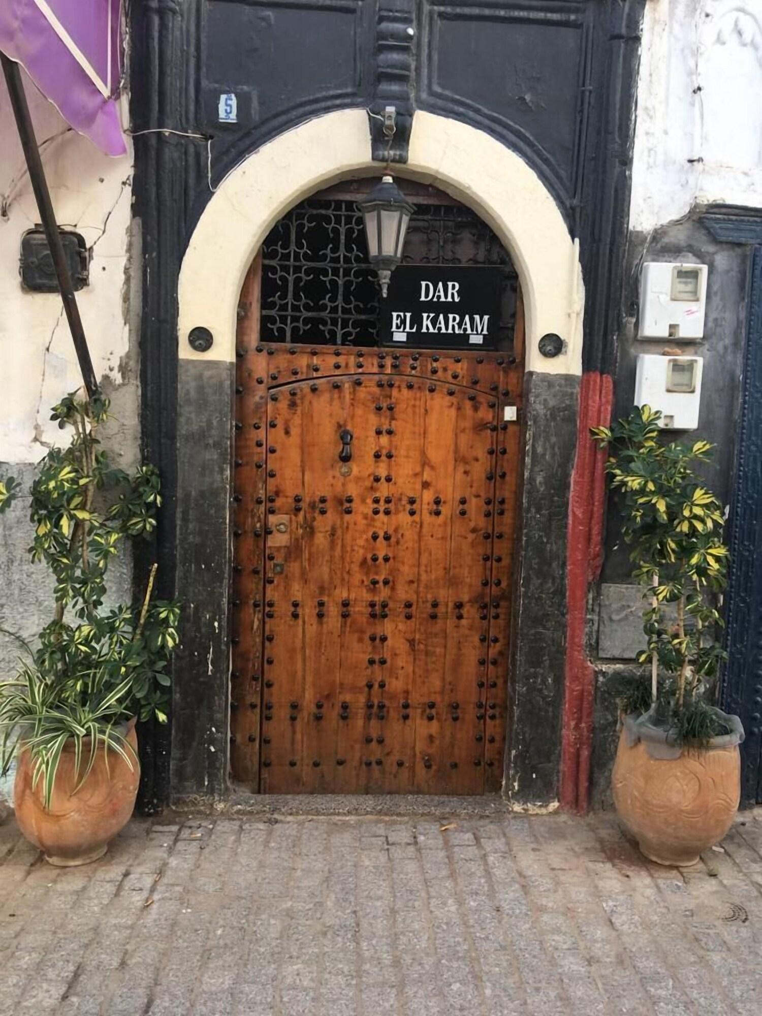Varios Dar El Karam