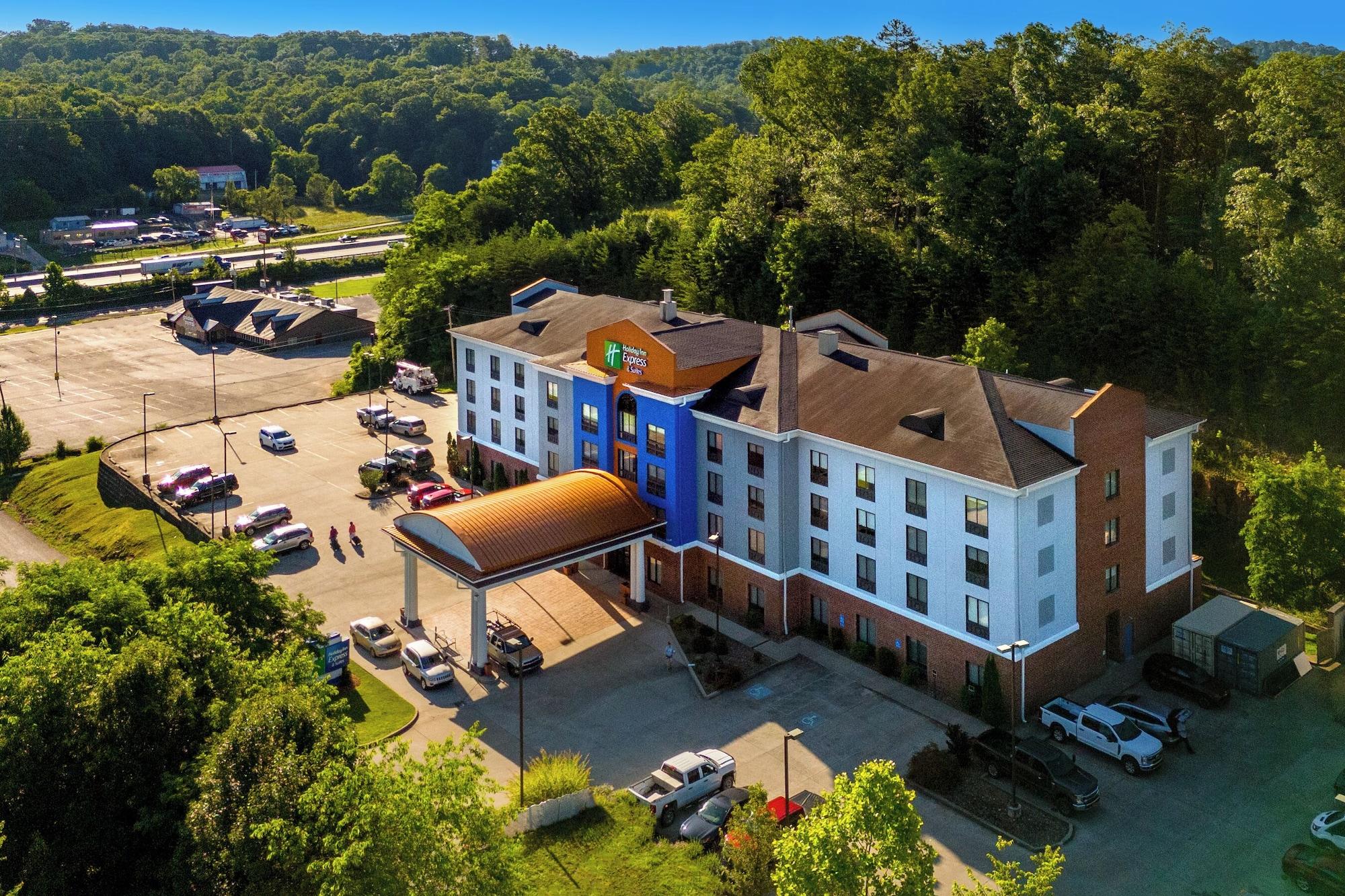 Vista Exterior Holiday Inn Express Hotel & Suites Cross Lanes by IHG